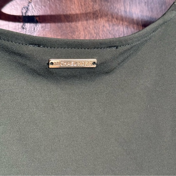 Michael Kors Green Smocked Cap Sleeve Blouse Womens Small - Picture 7 of 8